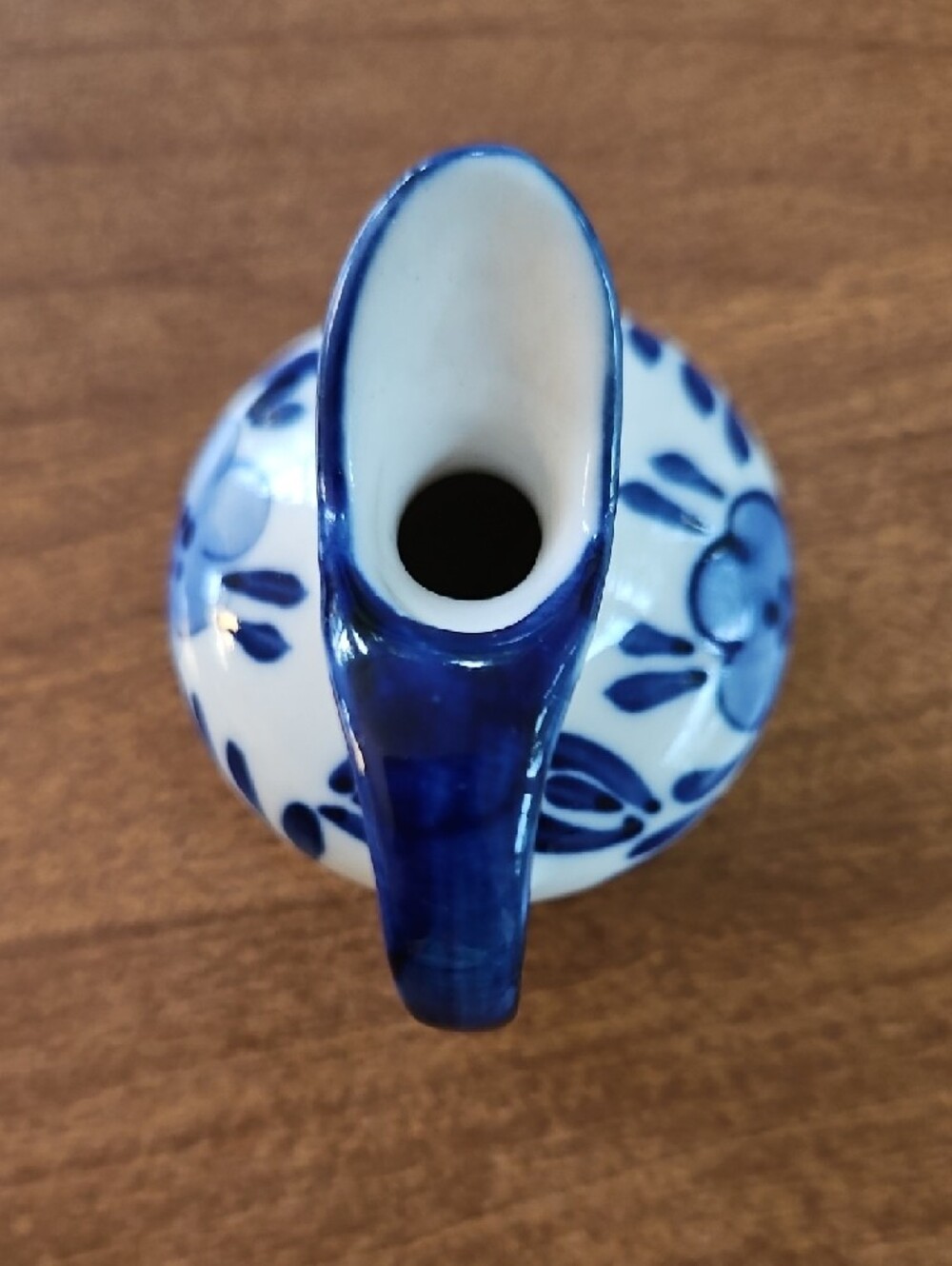 3 Delfts-Blue and White Porcelain Small Pitchers - Picture 13 of 16